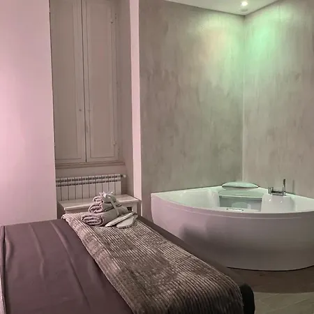The Secret Garden Apartment *