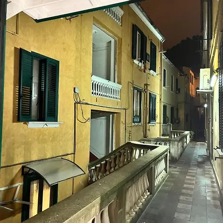 The Secret Garden Apartament Salerno