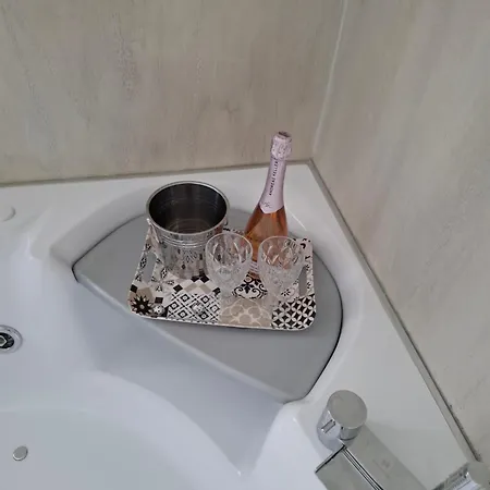 The Secret Garden Apartment *